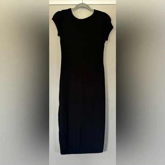 NWT Black V-Neck Short Sleeve Dress - Picture 3 of 4